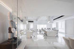 一条白裙延伸的办公空间,BANMOON服装办公室 杭州时上建筑空间设计